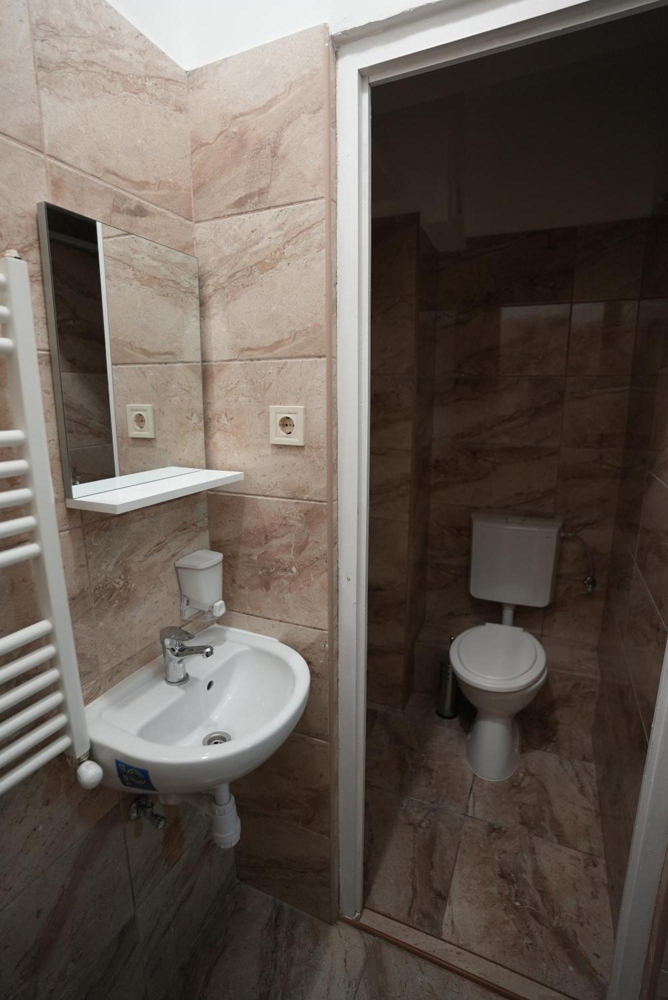 Center Hostel And Guest House Budapest Exterior photo