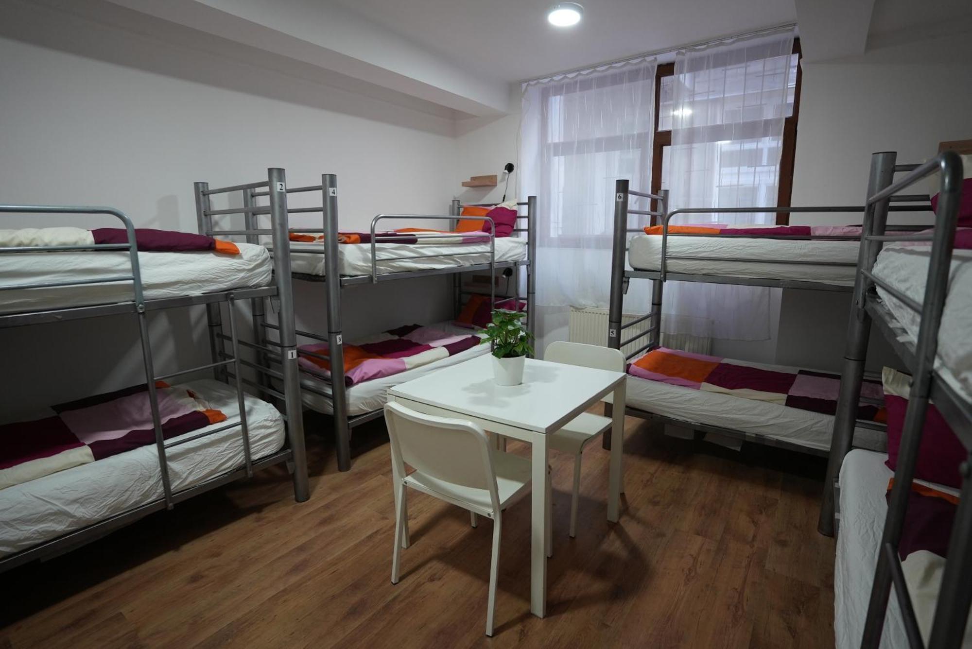 Center Hostel And Guest House Budapest Exterior photo
